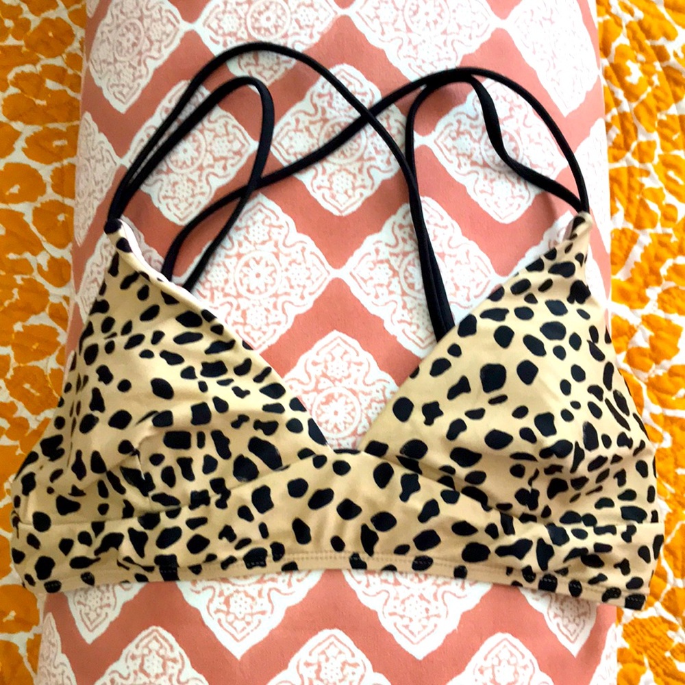 Mae Leopard print bikini top